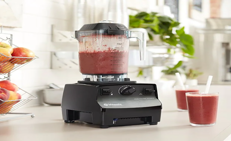How to Choose a Good Blender for a Café or a Shakes Outlet?